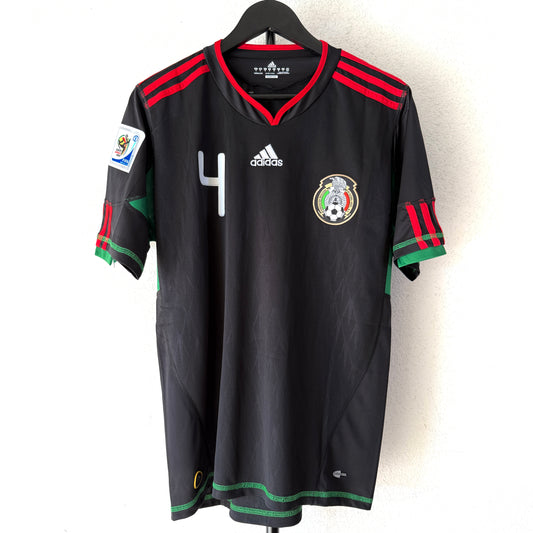 Mexico 2010 Away - R.MARQUEZ 4