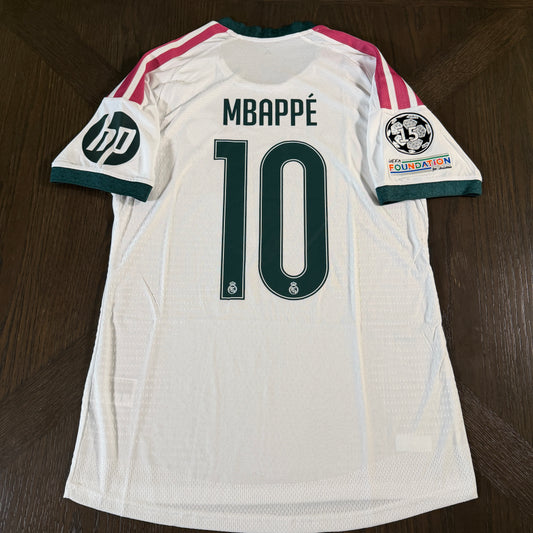 Real Madrid 2026/27 Home - MBAPPE 10 - Player Version
